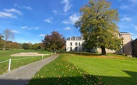 La Chambre Du Chateau Du Golf De Bernalmont